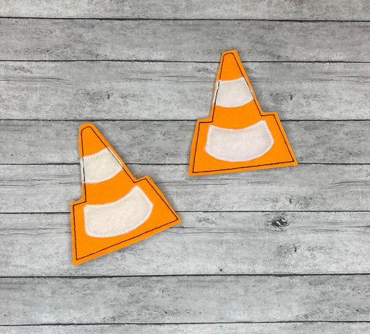 Road Cones 1ea Elf  Prop