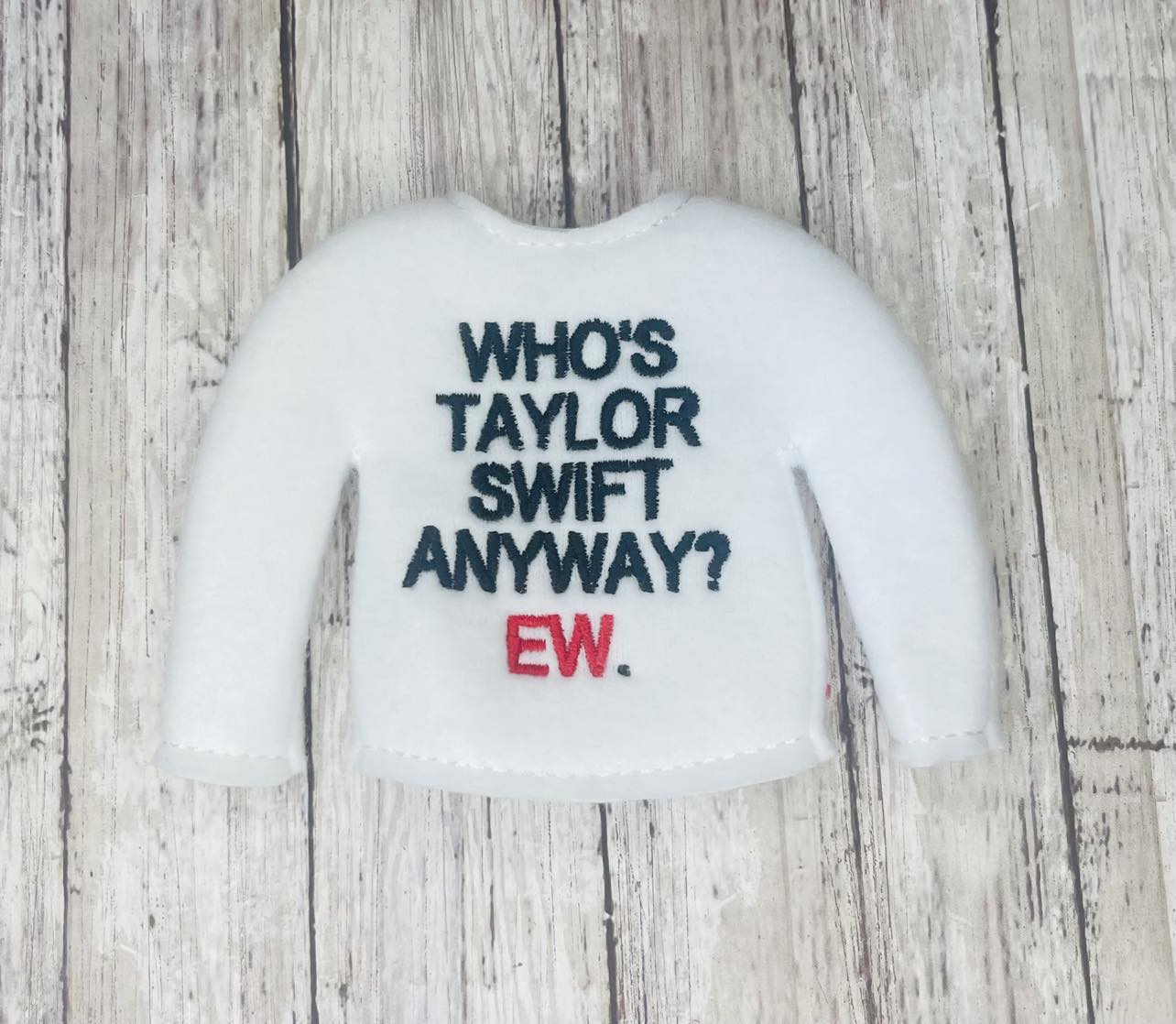 Who Is Taylor Swift Elf Sweater